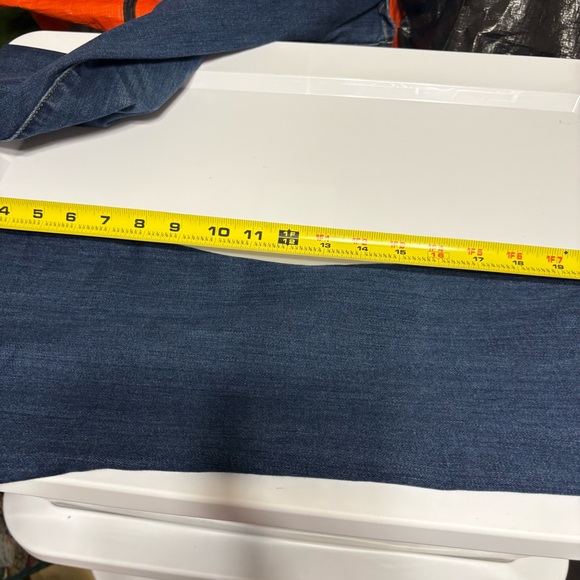 Judy Blue Dark Wash Capri Jeans - Picture 7 of 9